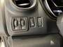 Nissan NV300 2.0 dCi 145 L2H1 Acenta 145 PK | Achteruitrijcamera | Parkeersensoren Achter | Navigatie | Dubbele Deuren Achter | Zijschuifdeur Rechts | Bluetooth | Airco | Elektrische Ramen | Trekhaak | Verlichting Automatisch |
