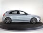 Mercedes-Benz A-klasse 180 Business Solution AMG | Panoramaschuifdak | Nightpakket | AMG Line Plus | Head-up display | 360° camera