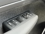 Volvo XC40 2.0 B4 Plus Dark | Trekhaak | Adaptive cruise control | Verwarmbare voorruit | Dode hoek detectie BLIS | Harman Kardon audio |