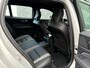 Volvo V60 2.0 T6 Plug-in hybrid AWD Plus Dark | Harman Kardon Audio | Trekhaak | Stoel- / Stuurverwarming Voor + Achter | 360 Camera | Adaptive Cruise | Long Range | Google | Carplay | Dodehoekdetectie