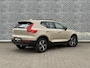 Volvo XC40 2.0 B4 Plus Dark | Trekhaak | Adaptive cruise control | Verwarmbare voorruit | Dode hoek detectie BLIS | Harman Kardon audio |