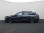 CUPRA Leon Sportstourer 1.4e-Hybrid 180kW/245PK VZ DSG · Camera + Parkeersensoren · Leder/stof · Trekhaak · Garantie tot april 2027 of 90000km.