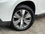 Peugeot 2008 1.6 VTi Allure / Navi / Trekhaak / Parkeersensoren / Cruise Control /