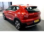Volvo XC40 1.5 T4 155kW/211pk DCT7 Recharge Inscription PANORAMADAK + HARMAN/KARDON + LEER + ADAPT.CRUISE + BLIS + PILOT ASSIST + NAVI SENSUS + LANE ASSIST + MEMORY STOEL + 360 CAMERA + PARKSENSOREN + 19" LM-VELGEN!!
