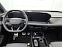 Audi Q6 e-tron S edition performance 100 kWh l Adaptive cruise assist plus l MMI experience pro l MMI-bijrijdersscherm l Bang & Olufsen 3D hoofdsteun l Stoelverwarming voor en achter l Autom. airconditioning 3 zones l Glazen panoramadak l Elektrisch verstelbaar stuur l Elektrisch instel. voorstoelen l Adaptive air suspension l Omgevingscamera's l Geheugen best.stoel + spiegels l Stuurverwarming l Matrix-functie l Lichtpakket plus ambient light l Trekhaak, mechanisch draaibaar l Audi drive select l Alarm Klasse III l Warmtepomp l