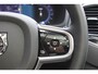 Volvo XC90 T8 Automaat AWD Ultra Dark | Panoramadak | Luchtvering | Semi elektrische trekhaak | Premium Audio by Bowers & Wilkins | Voorstoelen met verwarming, ventilatie en massagefunctie | Verwarmbaar stuurwiel | Verwarmbare achterbank | Rondom zichtcamera | 21 inch Lichtmetalen velgen