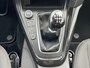 Ford Focus 1.0 Titanium / Navigatie full map / Cruise- en Climate Control / Parkeersensoren voor en achter / Keyless Start / Verwarmde Voorruit / Bluetooth / Radio / All Season Banden