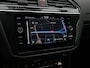 Volkswagen Tiguan 1.4 TSI 245 pk DSG eHybrid R-Line Business+ | Trekhaak | IQ Light | Stuur-/stoelverwarming | Navigatie | Stoelverwarming | Achteruitrijcamera