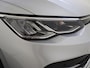 Volkswagen Golf 1.0 TSI Life | Keyless | Achteruitrijcamera | Navigatie | Dodehoek detectie | 3-zone airco | Adaptieve cruise control | CarPlay |