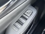 Toyota Prius 2.0 Plug-in Executive **NAVIGATIE/ STOEL EN STUURWIELVERWARMING/ DODEHOEK DETECTIE/ CAMERABEELD IN BINNENSPIEGEL/ 36 MAANDEN GARANTIE**