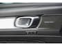 Volvo XC40 2.0 B4 Plus Dark | 2000 kg trekgewicht | Trekhaak | Stuur & Stoelverwarming | Pilot Assist | Elektrische Achterklep | Elektrische Stoelen | Google Services | Harman Kardon |