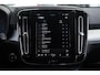 Volvo XC40 2.0 B4 Plus Dark | 2000 kg trekgewicht | Trekhaak | Stuur & Stoelverwarming | Pilot Assist | Elektrische Achterklep | Elektrische Stoelen | Google Services | Harman Kardon |