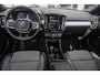 Volvo XC40 2.0 B4 Plus Dark | 2000 kg trekgewicht | Trekhaak | Stuur & Stoelverwarming | Pilot Assist | Elektrische Achterklep | Elektrische Stoelen | Google Services | Harman Kardon |