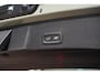 Volvo XC40 2.0 B4 Plus Dark | 2000 kg trekgewicht | Trekhaak | Stuur & Stoelverwarming | Pilot Assist | Elektrische Achterklep | Elektrische Stoelen | Google Services | Harman Kardon |
