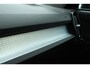 Volvo XC40 T2 Automaat 129PK Business Pro | Adaptieve Cruise Control | Pilot Assist | BLIS Dodehoekdetectie | Parkeersensoren Voor & Achter | Achteruitrijcamera | Stuurverwarming | Stoelverwarming | Mistlampen | Volvo On Call | Navigatie | Bluetooth | 18 Inch Lichtmetalen Wielen