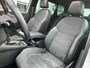 SEAT Ateca 1.5 TSI FR Business Intense / AUTOMAAT/ PANO/ BEATS/ KEYLESS/ ALCANTARA/ ELEKTR. STOEL/ ADAPT. CRUISE/ STOEL-STUUR VERWARM./ DIGITAL DASH/ PARK. SENSOREN/ 360 CAMERA/ RIJ-MODI/ CLIMA/ FULL LINK