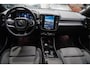 Volvo XC40 B4 Plus Dark Mild Hybrid 197pk | 2000 kg trekgewicht | Trekhaak | Stuur & Stoelverwarming | Pilot Assist | Elektrische Achterklep | Elektrische Stoelen | Google Services | Harman Kardon |