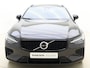 Volvo V60 T6 350pk AWD Plus Dark / Contourstoelen / Panorama dak / Harman en Kardon audio / Camera rondom /
