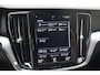 Volvo V60 B3 Business Pro 163pk Geartronic I Navigatie I Climate I Cruise I Carplay I LED | Keyless | Dodehoek