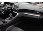 Peugeot 3008 1.2 PureTech GT Line / Panoramadak / Camera / Half leder / 19'' / Navigatie / Elektr. achterklep / Getint glas / Cruise Control