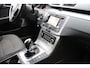Volkswagen Passat Variant 1.4 TSI Comfortline BlueMotion - MOTOR DEFECT - NAVIGATIE - TREKHAAK