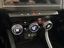 Renault Captur 145PK E-Tech Hybrid Intens Automaat | 1e eigenaar | Camera | Parkeersensoren | Climate Control | 18" Lichtmetalen Velgen | Apple CarPlay/Android Auto | Cruise Control | Licht & Regen Sensor |