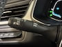 Renault Captur 145PK E-Tech Hybrid Intens Automaat | 1e eigenaar | Camera | Parkeersensoren | Climate Control | 18" Lichtmetalen Velgen | Apple CarPlay/Android Auto | Cruise Control | Licht & Regen Sensor |