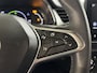 Renault Captur 145PK E-Tech Hybrid Intens Automaat | 1e eigenaar | Camera | Parkeersensoren | Climate Control | 18" Lichtmetalen Velgen | Apple CarPlay/Android Auto | Cruise Control | Licht & Regen Sensor |
