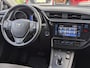 Toyota Auris 1.8 Hybrid Dynamic Go | Afn. trekhaak | Cruise Control | Keyless | Climate Control | Camera | Navi | DAB