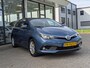 Toyota Auris 1.8 Hybrid Dynamic Go | Afn. trekhaak | Cruise Control | Keyless | Climate Control | Camera | Navi | DAB