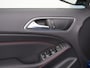 Mercedes-Benz B-klasse 250 4Matic Prestige AMG Styling Trekhaak 1500 KG Leder Camera 4WD