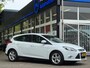 Ford Focus 1.0 Champions League Navi Nw APK Stoel VW Park.sensoren Airco LM velgen