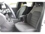 Dacia Jogger 1.0 TCe 100 Bi-Fuel Extreme 5p. | MATGRIJS | TREKHAAK AFNEEMBAAR | LM VELGEN | CAMERA | BLIND SPOT | PARKEERSENSOREN | AIRCO | CRUISE CONTROL | APPLE CARPLAY