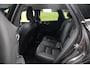Volvo XC60 2.0 B4 Momentum Business | Diesel | BTW-auto | Standkachel | Adaptive Cruise | Leder | Camera | Stoelverwarming V+A | Stuurwiel verwarmd