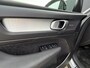 Volvo XC40 2.0 B4 Plus Dark | Trekhaak | Camera | Harman/Kardon |  Keyless Entry/start | elektrisch verstelbare voorstoelen |