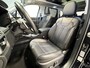 Kia Sorento 1.6 T-GDI Plug-in Hybrid 4WD ExecutiveLine 7p. | Navigatie/Android/Apple Carplay | 7 Persoons | LM Velgen 19" | Voorstoelen/Achterbank/Stuur Verwarmd | Elektrisch Glazen Panoramadak |
