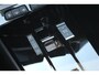 Opel Mokka 1.2 Turbo Ultimate Automaat Navigatie/Virtual cockpit/Adaptive cruise control/Achteruitrijcamera/Parkeersensoren rondom/Apple carplay/Dodehoek detectie/Stoelverwarming/Stuurverwarming/Climate control/DAB/Lane assist/18'' Lichtmetalen velgen.