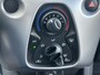 Toyota Aygo 1.0 VVT-i x-play | Airco | Achteruitrijcamera | Bluetooth | Navi |