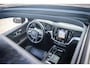 Volvo V60 2.0 T6 Twin Engine AWD R-Design | BLIS Dodehoek Detectie | Keyless | Stoel + Stuurverwarming |  | 18 Inch | Schuif / Kanteldak | DAB Radio | Apple CarPlay | Android Auto | Memory |