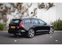Volvo V60 2.0 T6 Twin Engine AWD R-Design | BLIS Dodehoek Detectie | Keyless | Stoel + Stuurverwarming |  | 18 Inch | Schuif / Kanteldak | DAB Radio | Apple CarPlay | Android Auto | Memory |