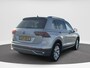 Volkswagen Tiguan 1.4 TSI eHybrid Elegance 180 kw | SOH 90% | Trekhaak | Leder | PHEV | NAVI | A Camera |