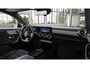 Mercedes-Benz A-klasse 180 Business Solution AMG | Panoramaschuifdak | Premium Plus | Nightpakket | 19" Multispaaks AMG velgen | Stoelverwarming |  360° camera | Head-up display |
