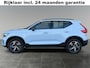 Volvo XC40 2.0 B4 Plus Dark | Stoelverwarming | Harman/Kardon Audio | Trekhaak | Verwarmbare voorruit |