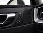 Volvo XC60 T6 350PK AWD Plus Dark / Camera rondom / Harman en Kardon audio / Panorama dak / Stoel/- en stuurverwarming / Trekhaak /