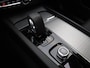 Volvo XC60 T6 350PK AWD Plus Dark / Camera rondom / Harman en Kardon audio / Panorama dak / Stoel/- en stuurverwarming / Trekhaak /
