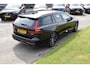 Volvo V60 T6 AWD 350PK Plug-in Hybrid Plus Dark | ACC | Pilot Assist | Stoel stuurverwarming | Camera | Harman Kardon