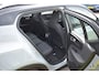 Volvo XC40 Extended Range Plus 82 kWh ACC | Pilot Assist | Stoel Stuur verwarming | Trekhaak | Key Less | 19 inch