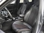 Peugeot 308 SW 130PK HDi GT | AppleCarPlay/AndroidAuto | Glazendak | Navigatie | Cruise Control | Climate Control | Camera | Massage | Keyless | LEER | Stoelverwarming | Privacy Glass | Isofix | Trekhaak |
