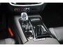 Volvo V60 2.0 T6 Plug-in hybrid AWD Plus Dark | Trekhaak | Harman-Kardon | Adaptive Cruise Control  | Stoelverwarming Voor/Achter | Stuurwielverwarming |