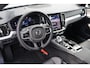 Volvo V60 2.0 T6 Plug-in hybrid AWD Plus Dark | Adaptive Cruise Control | Harman-Kardon | Trekhaak | Stoelverwarming voor/achter | Stuurwielverwarming